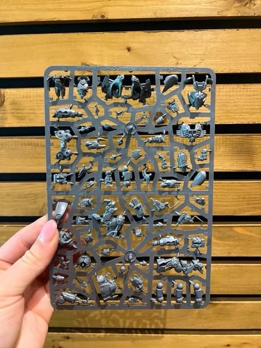 Warhammer spare sprue van - warhammer,