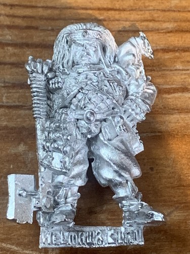 Necromunda confrontain lord