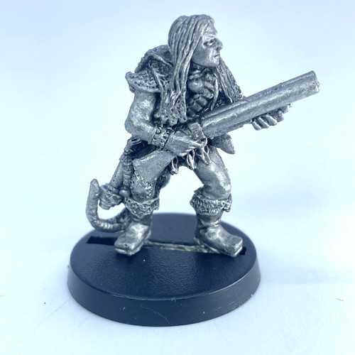 Ratskin with shotgun - shotgun,